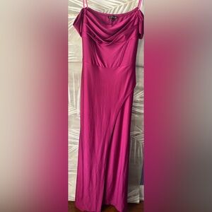 Chic Fuchsia Maxi Dress